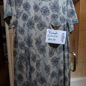 Lularoe 2xl Rose Carly